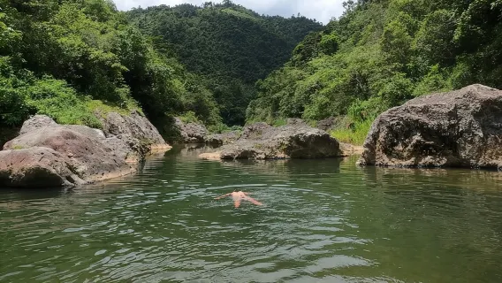 San Juan: Toro Negro River Hike & Cliff Jumping Adventure