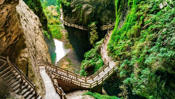 1-day Tour to Three Natural Bridges and Longshuixia Fissure Gorge in Chongqing (No Shopping, Pure Play)