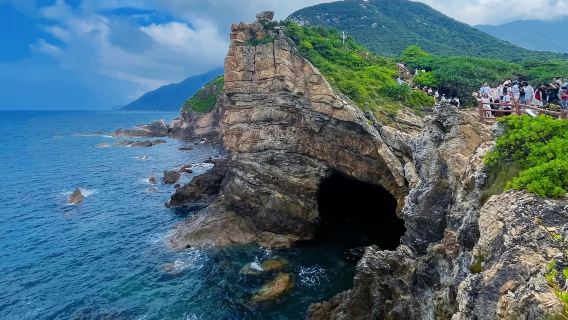 Shenzhen: Dapeng Ancient City + Observatory + Xichong Beach|Customized Car and Driver in Multiple Languages (Chinese, English, etc.)