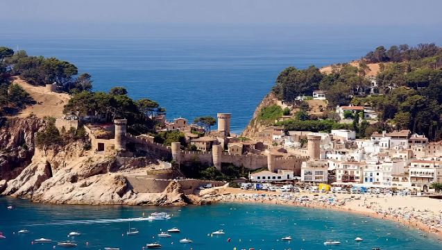 Lawatan sehari ke lokasi penggambaran "Game of Thrones" & bandar pantai Tossa de Mar di Barcelona, Sepanyol