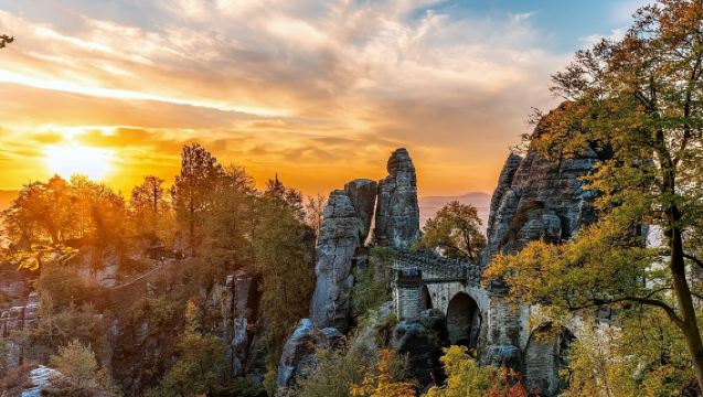 The Best of Bohemian and Saxon Switzerland Day Trip from Dresden