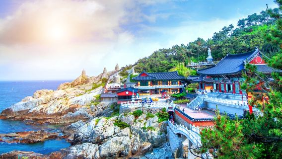 海東龍宮寺+釜山青沙浦+海雲台藍線公園+白淺灘文化村+甘川文化村一日遊