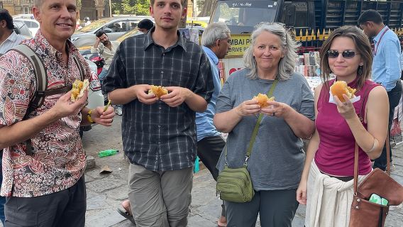 DIE BESTEN Streetfood-Abendtouren in Mumbai