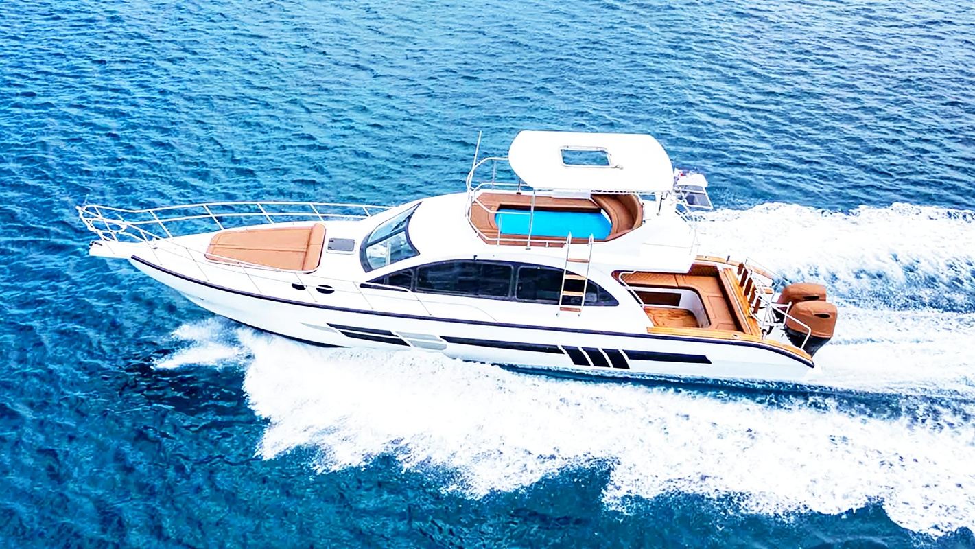 Perjalanan satu hari di Nusa Penida Bali, tur mengelilingi pulau dengan snorkeling di garis barat, opsi menyewa yacht, memancing, dan snorkeling