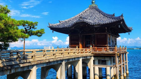 One-day tour to Biwako Valley Sky Terrace, Shirahige Shrine's Great Torii Gate, and Sanzen-in from Osaka