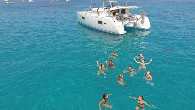 Luxury Catamaran Cruise from Athens with Traditional Greek Meal and BBQ