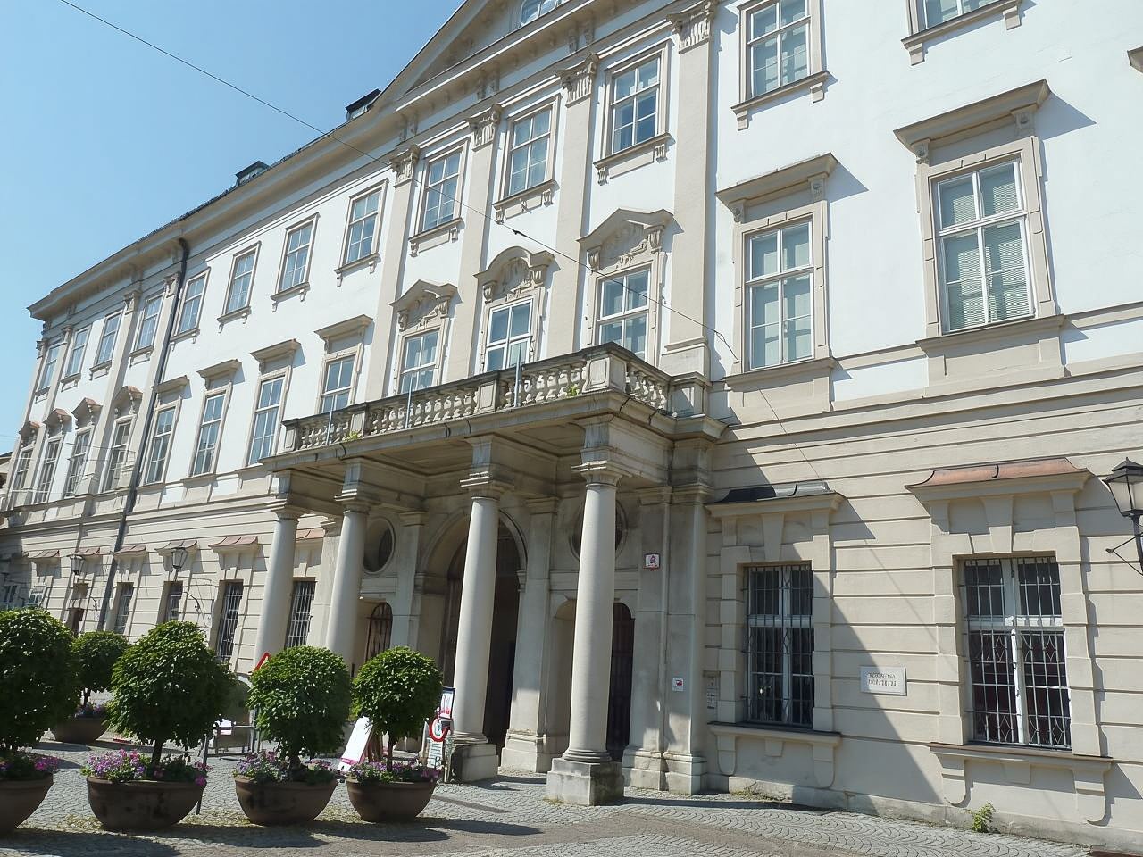 Salzburg 2.5-Hour Walking Tour: Mozart, Old Town & More