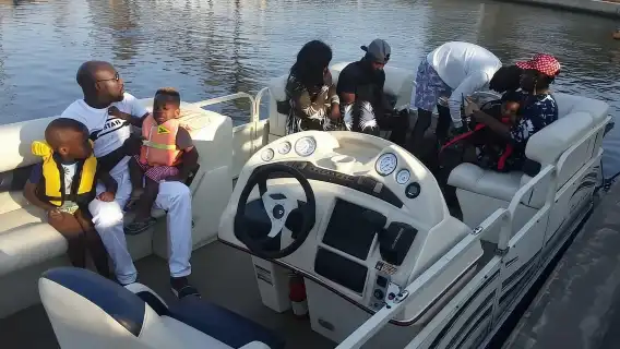 Durban Point Waterfront: ล่องเรือคลองสุดหรู