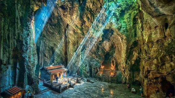 Mañana: Montañas de Mármol - Montaña del Mono - Señora Buda