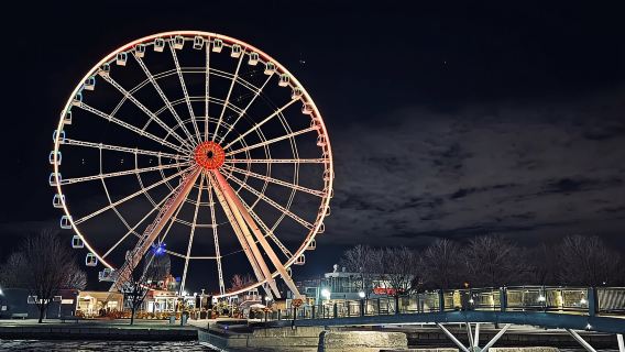 Montreal: passeggiata notturna privata su misura per i viaggiatori in scalo