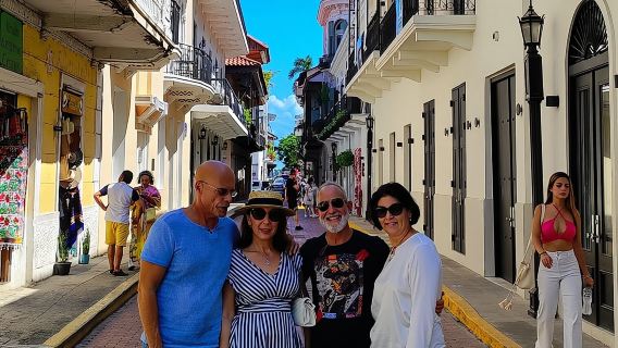 Tour privado por la ciudad de Panamá y los canales como ningún otro