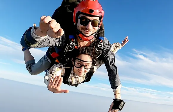 廣東鷹飛跳傘基地跳傘+第三方拍攝服務成人
