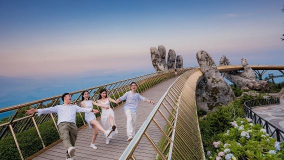 Ba Na Hills und Golden Bridge: Ganztägige Tour mit Seilbahn und Mittagessen – Option für kleine Gruppen