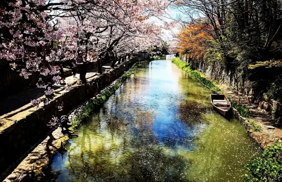 日本大阪+琵琶湖+八幡堀一日遊