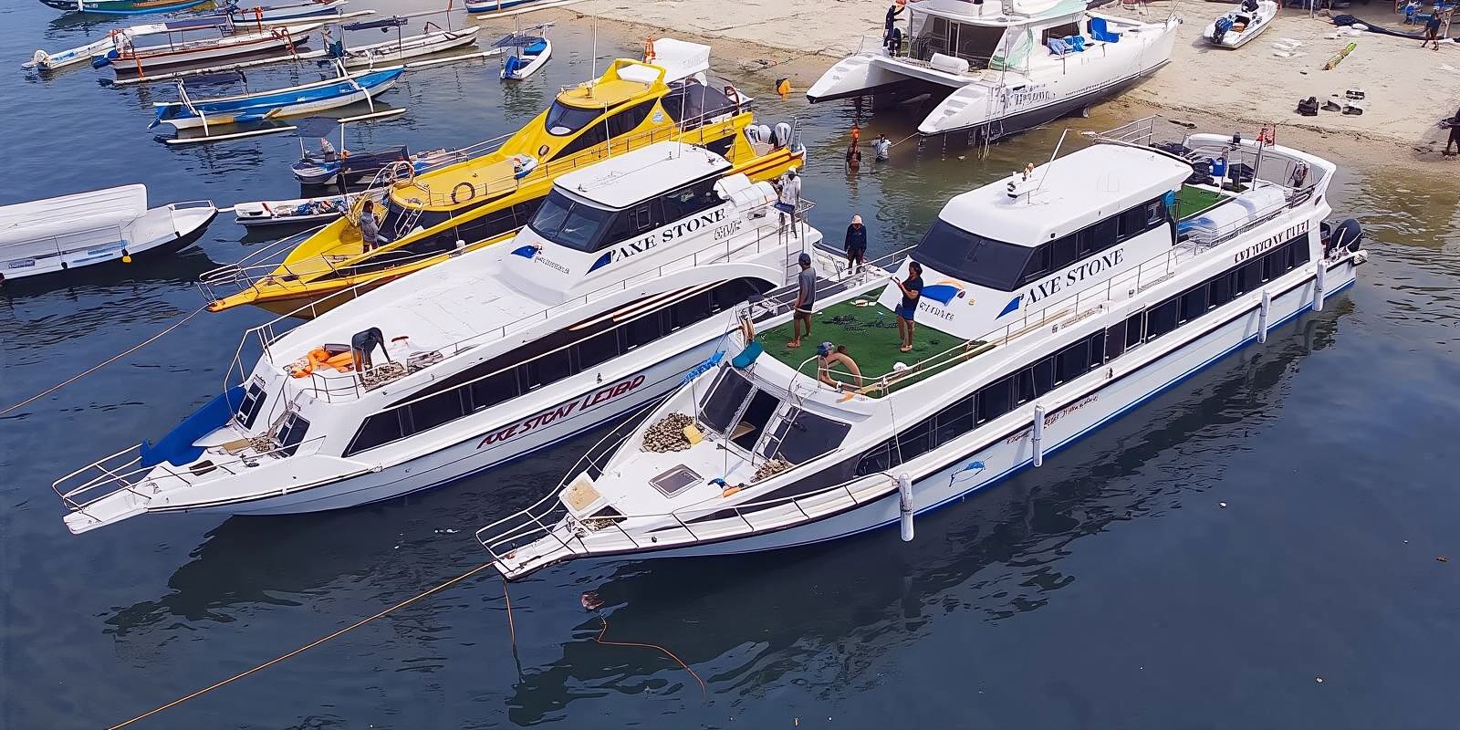 Biglietto per la barca per Nusa Penida [biglietto per la barca sola andata per Nusa Penida, biglietto per la barca andata e ritorno per Nusa Penida] Axestone Fastboat - Viaggio rapido e diretto · Sicuro e senza preoccupazioni · Flessibilità nella pianificazione