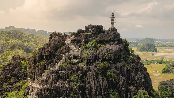 Ninh Bình: Đi thuyền Tràng An, Hoa Lư, Bích Động, Hang Múa Hoàng hôn