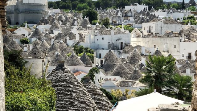 โลโคโรตอนโด, อัลเบโรเบลโล, มาร์ตีนา ฟรังกา ต้นทางจากตารันโต