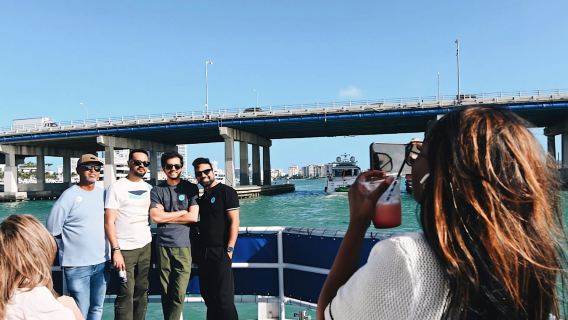 Miami: Du thuyền tham quan Nhà triệu phú Vịnh Biscayne