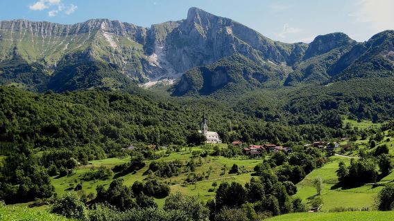 從盧布爾雅那出發：翡翠索查河谷與克拉尼斯卡戈拉一日遊