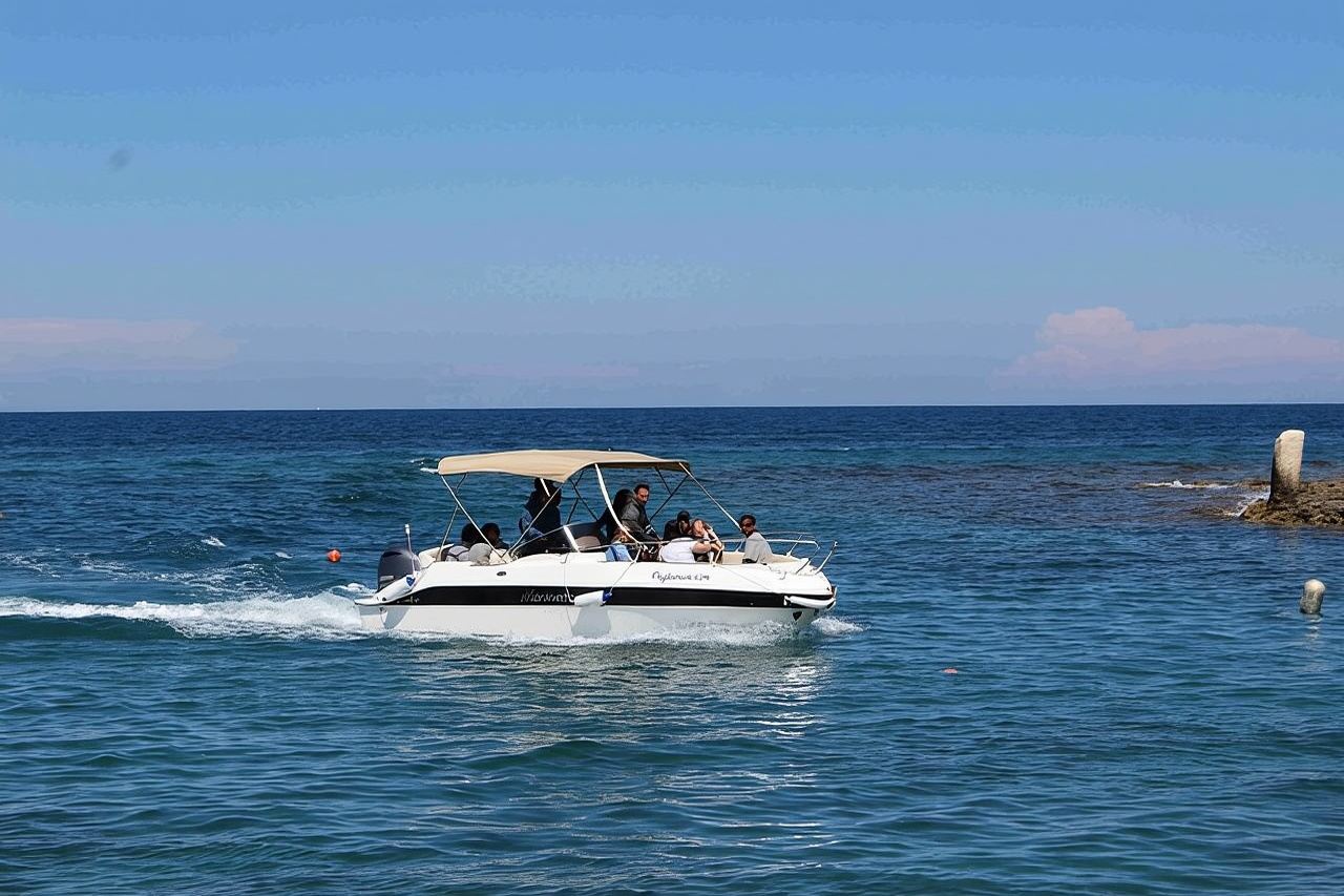 ทัวร์เรือชมถ้ำ Polignano a Mare พร้อมเครื่องดื่มเรียกน้ำย่อย