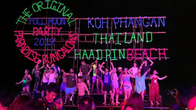 Festa della luna piena con trasferimento in motoscafo da Koh Samui