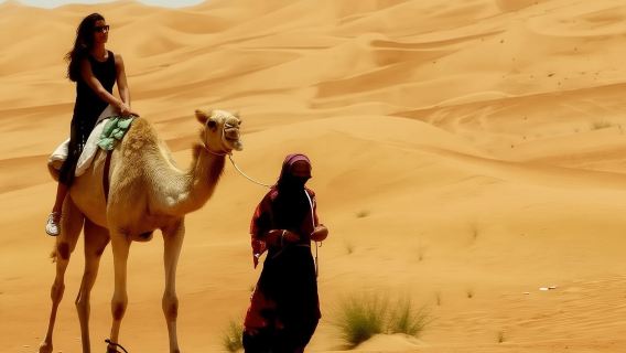 Full-Day Private Wadi Bani Khalid and Wahiba Sanda Desert /Sunset