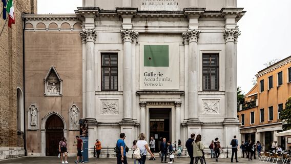 grupo privado a la Galería de la Academia de Venecia y Sestiere Dorsoduro