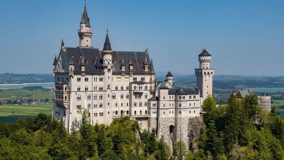 德國慕尼黑新天鵝堡+高天鵝湖+阿爾卑斯湖一日遊