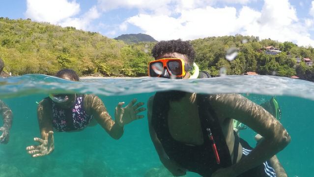 Tour de snorkel en Santa Lucía con almuerzo