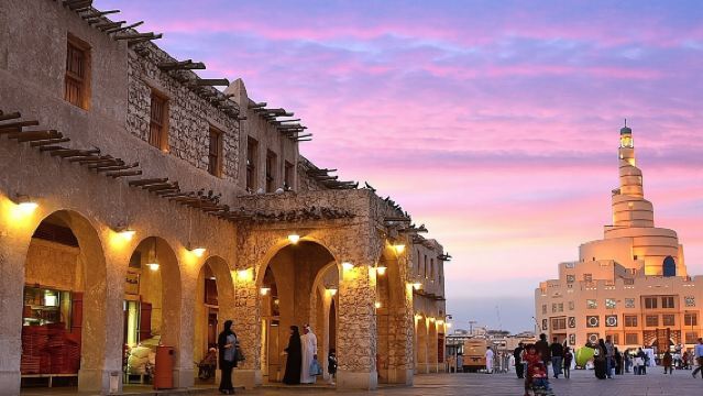 โดฮาจากทางบกและทางทะเล: ทัวร์เมืองและล่องเรือดhow แบบดั้งเดิม