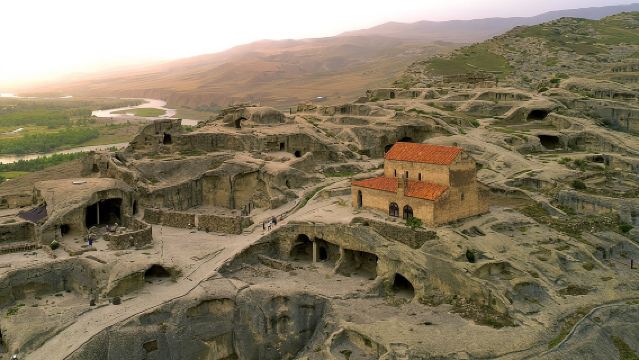 Day Trip to Mtskheta Gori and Uplistsikhe 