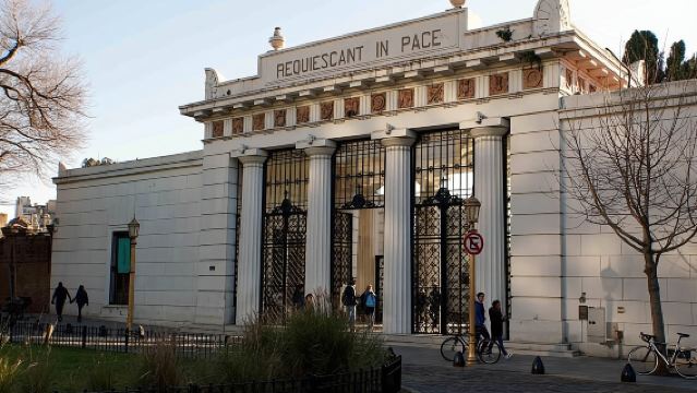 Tour en grupo pequeño de 5 horas por Buenos Aires (con opción de comida callejera)