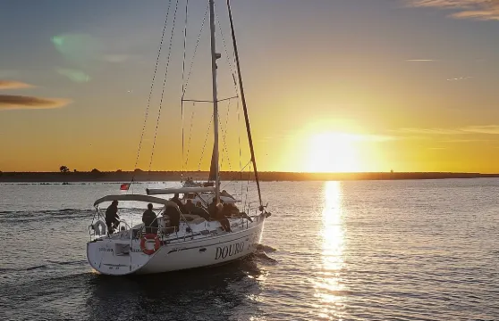 波爾圖：杜羅河上迷人的帆船巡遊，日落或白天皆宜