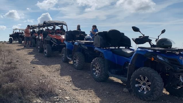 Quad- of buggytour van Coral Bay naar Lara Bay