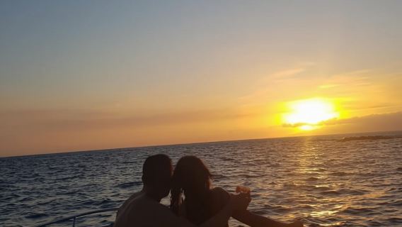 Tenerife: Chárter Armani con Snacks y Bebidas 2-3-6 horas