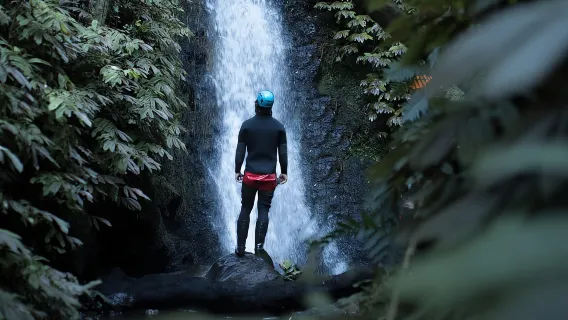 Реглан: Кариой Каньонинг