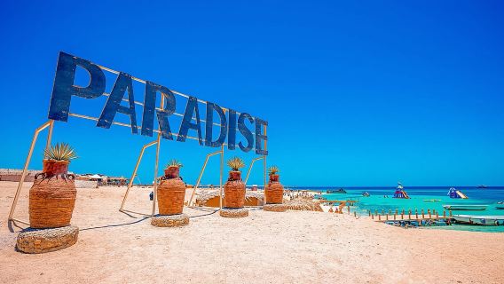 Tur Pulau Surga di Hurghada Saat Matahari Terbenam dengan Snorkeling dan Makan Siang