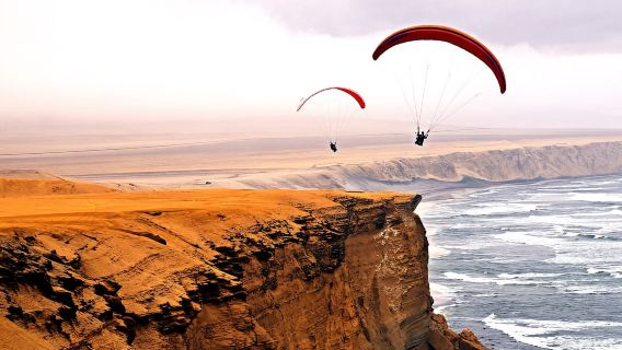 Paracas: Paragliding – Parapente über dem Paracas-Reservat