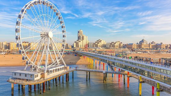 Self guided tour with interactive city game of Scheveningen