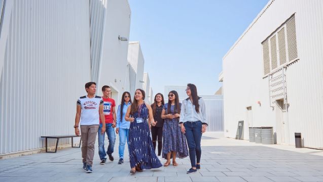 Art, Jewel, and Chocolate Tour of Dubai