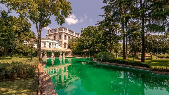 Istanbul: Yildiz Palace & Museum Skip the Ticket Line Entry
