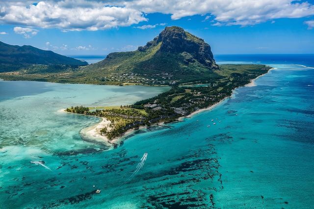 Cratere vulcanico di Mauritius + Grande Bacino + Cascate di Alexandra + Terre dei sette colori + Penisola di Le Morne