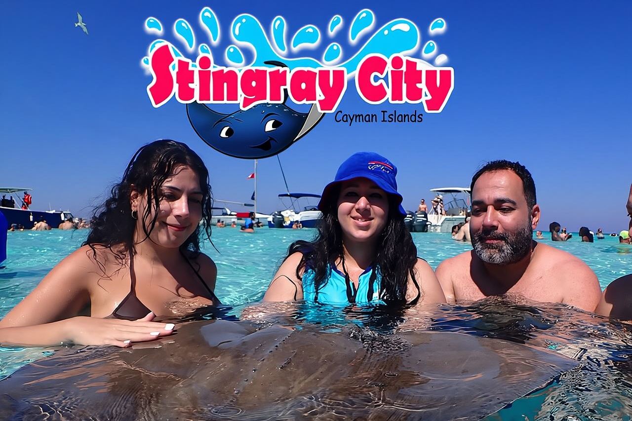 Esperienza a Stingray City e Starfish con snorkeling nella barriera corallina