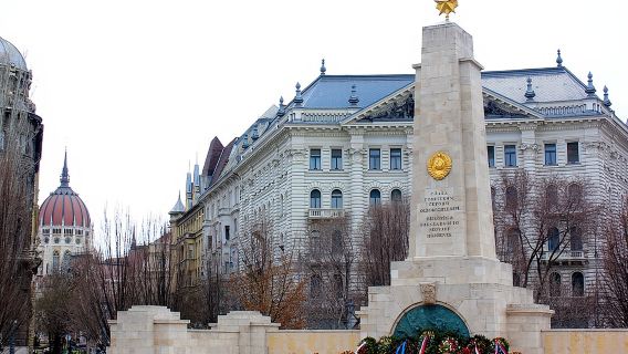 Budapest Hammer and Sickle Communist Times Tour