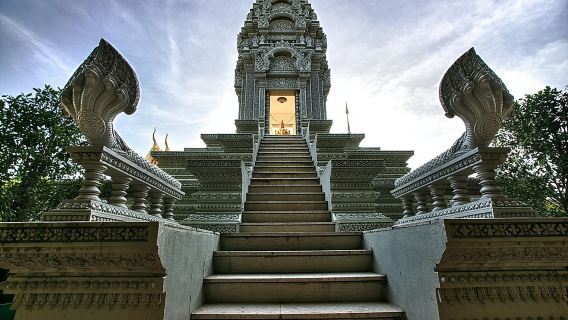 Phnom Penh City Tour, Silver Pagoda, Genocide Museum, Killing Fields