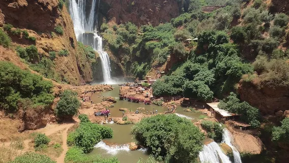 Excursión de día completo a las cascadas de Ouzoud desde Marrakech y paseo en barco