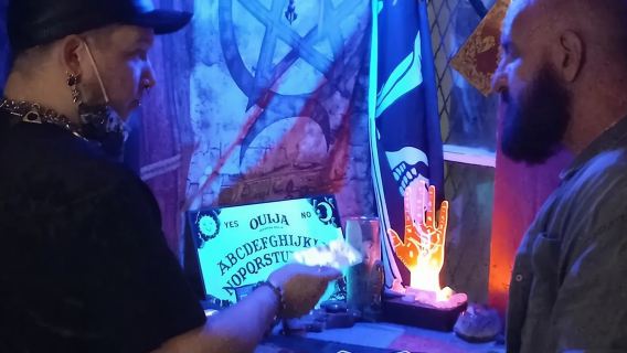 ทัวร์เดินชมผี แวมไพร์ และวูดูแบบไม่เซ็นเซอร์สำหรับผู้ใหญ่เท่านั้น