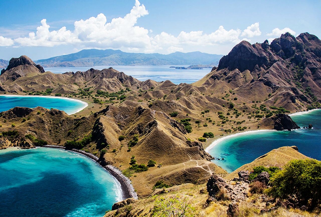 インドネシア・コモドピンクビーチワンデーツアー【新ルートで1日8スポット巡り】