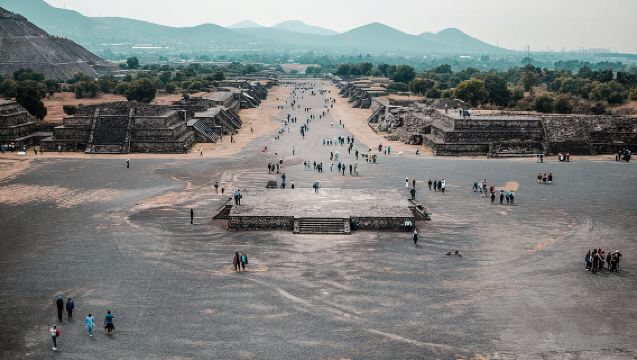 Pyramids of Teotihuacan, Guadalupe Shrine & Tlatelolco Tour