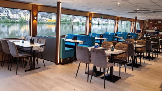 2-River Day-trip by boat to Koblenz and return from Alken